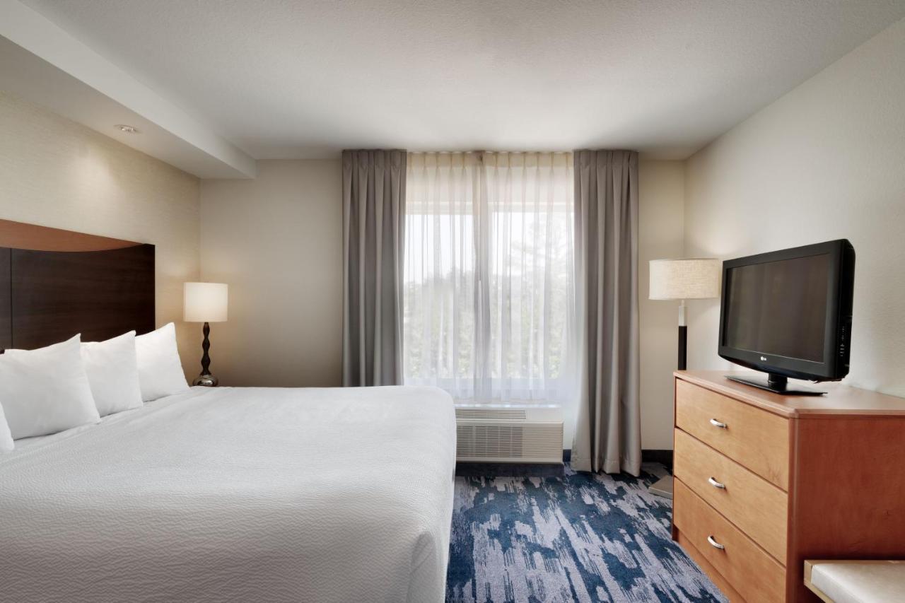 Fairfield & By Marriott Hotel 3*